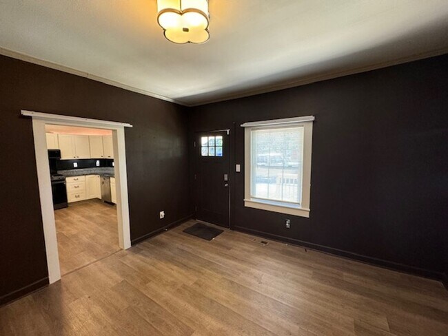 Photo - Charming Hillsborough Ranch with Landscapi... House