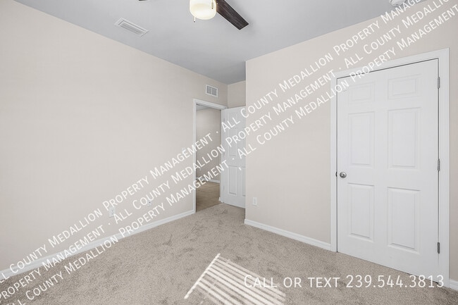 Building Photo - 616 Posadas Cir
