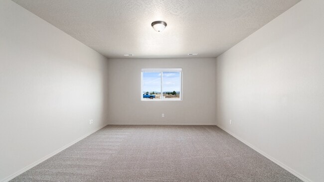 Foto del edificio - 3 Bedroom, 2 Bath Airway Heights Rancher that is less than 2 years old