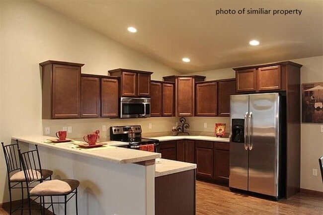Building Photo - 4 Bedroom 3.5 Bath 1737 sq ft House with G...