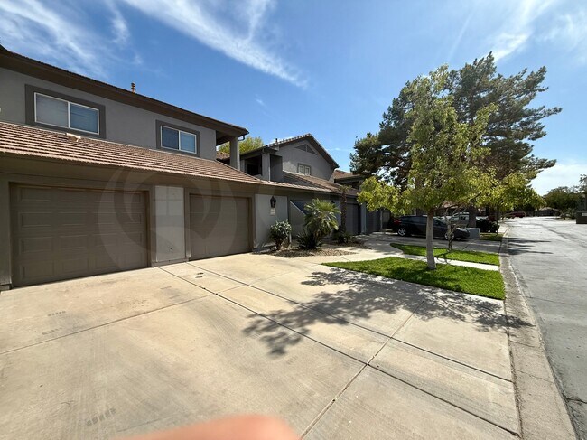 Foto del edificio - 7401 W Arrowhead Clubhouse Dr