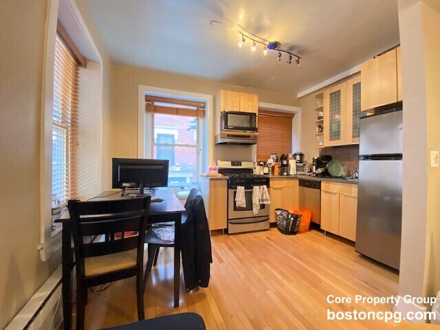 Primary Photo - 11 Unity St