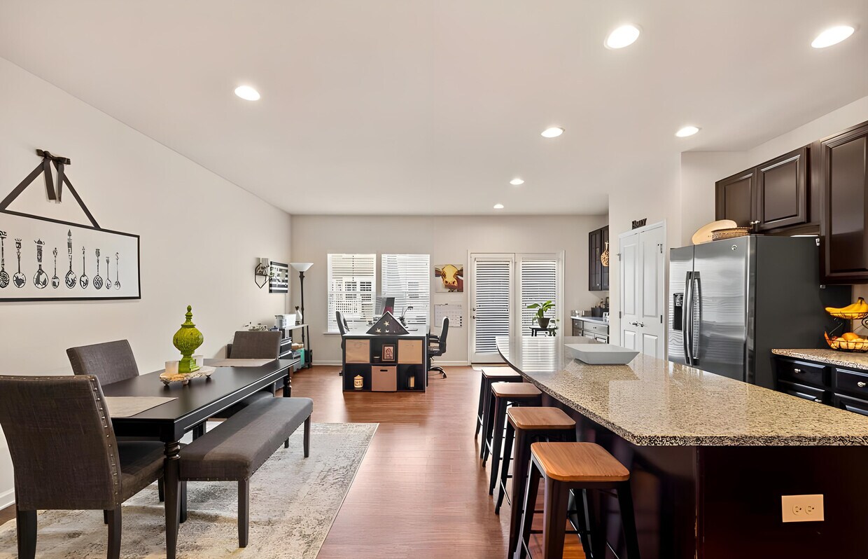 722 Phalarope St, Chesapeake, VA 23323 Townhome Rentals in Chesapeake VA