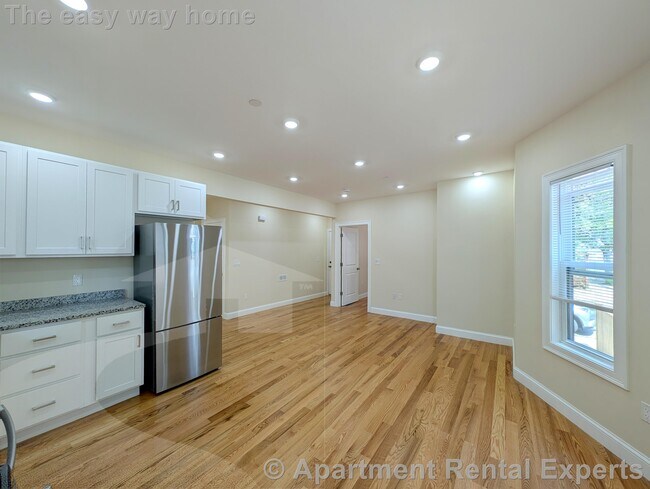 Foto del edificio - 22 Holyoke Rd