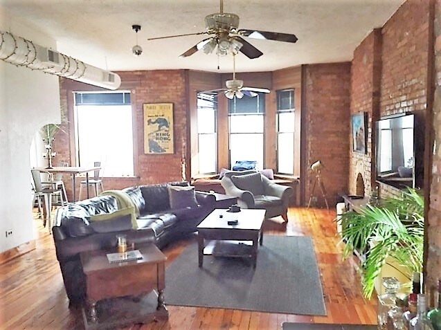 Foto del diseño de interior - 324 S Racine Ave