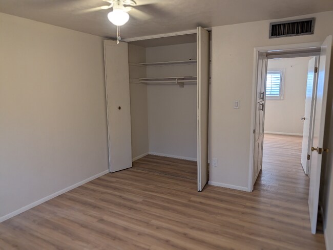 Building Photo - 7314 E Sheridan St