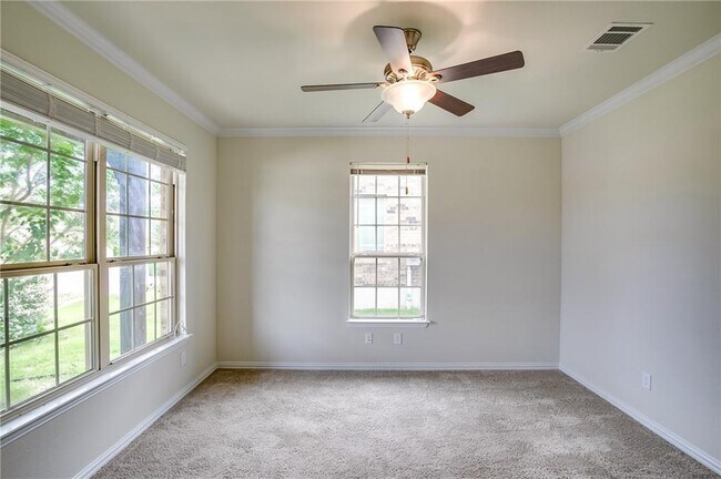 Foto del edificio - 226 Hot Spring Valley