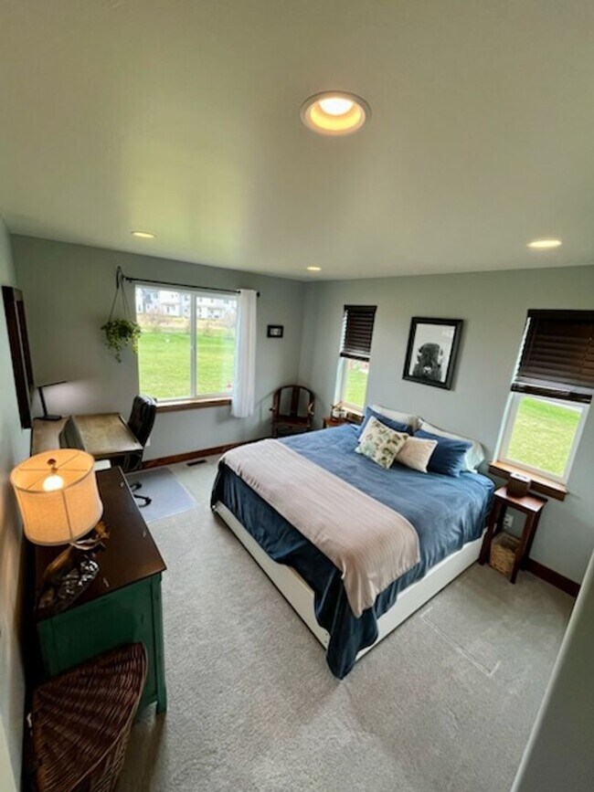 Foto del edificio - 4 Bedroom Home for Rent in West Bozeman! W...