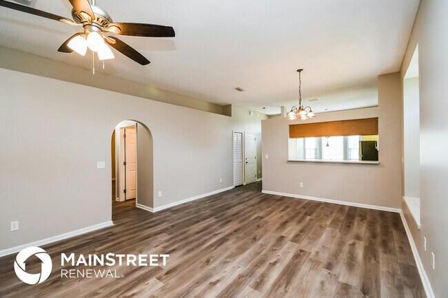 Foto del edificio - 5918 Wentworth Cir S