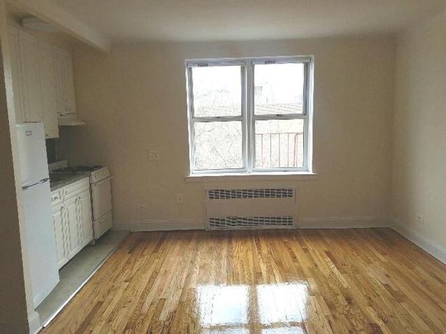 Foto del edificio - 2775 Shore Pkwy