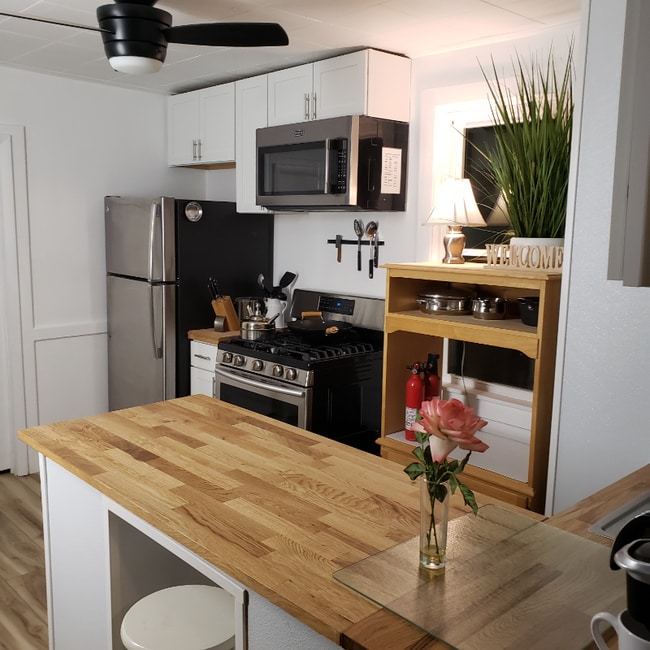 27 Norton St Unit 1, Pittsburgh, PA 15211 Room for Rent in Pittsburgh