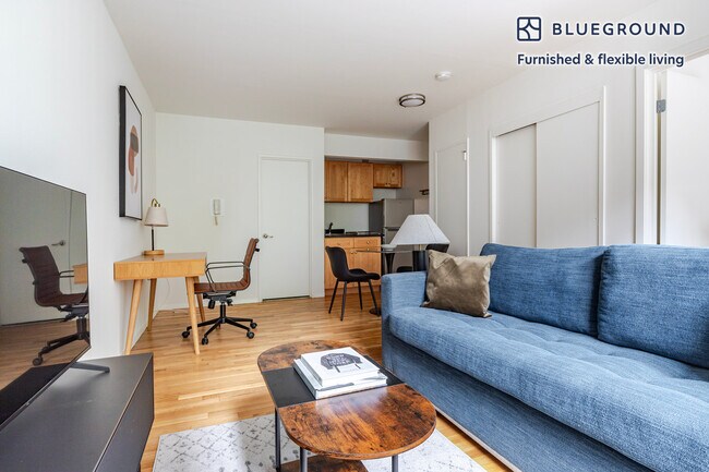 Foto del edificio - 434 W 19th St