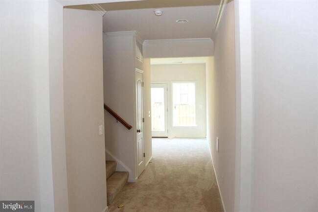 Building Photo - 43313 Novi Terrace