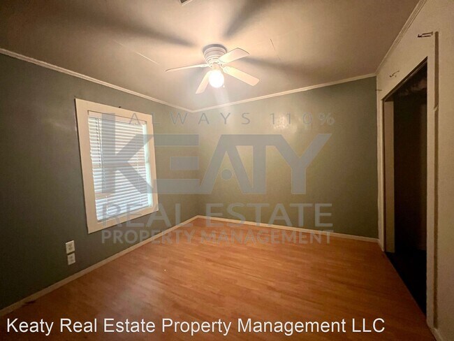 Building Photo - 3 br, 2 bath House - 2118 S Avenue F