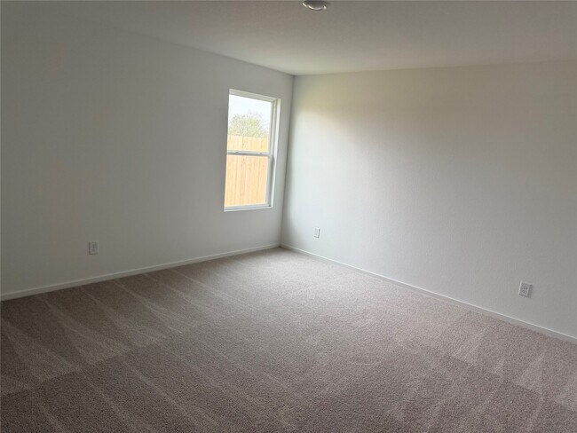 Foto del edificio - 29655 Knollwood Bay Rd