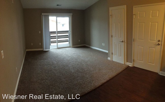 Foto del edificio - 357-357 Bolson Dr