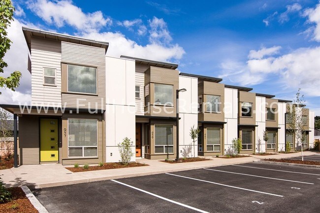 Building Photo - 965 Lorella Ave