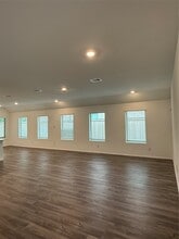 Building Photo - 7525 Angels Lndg Ln