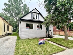 Building Photo - 3169 Peter St