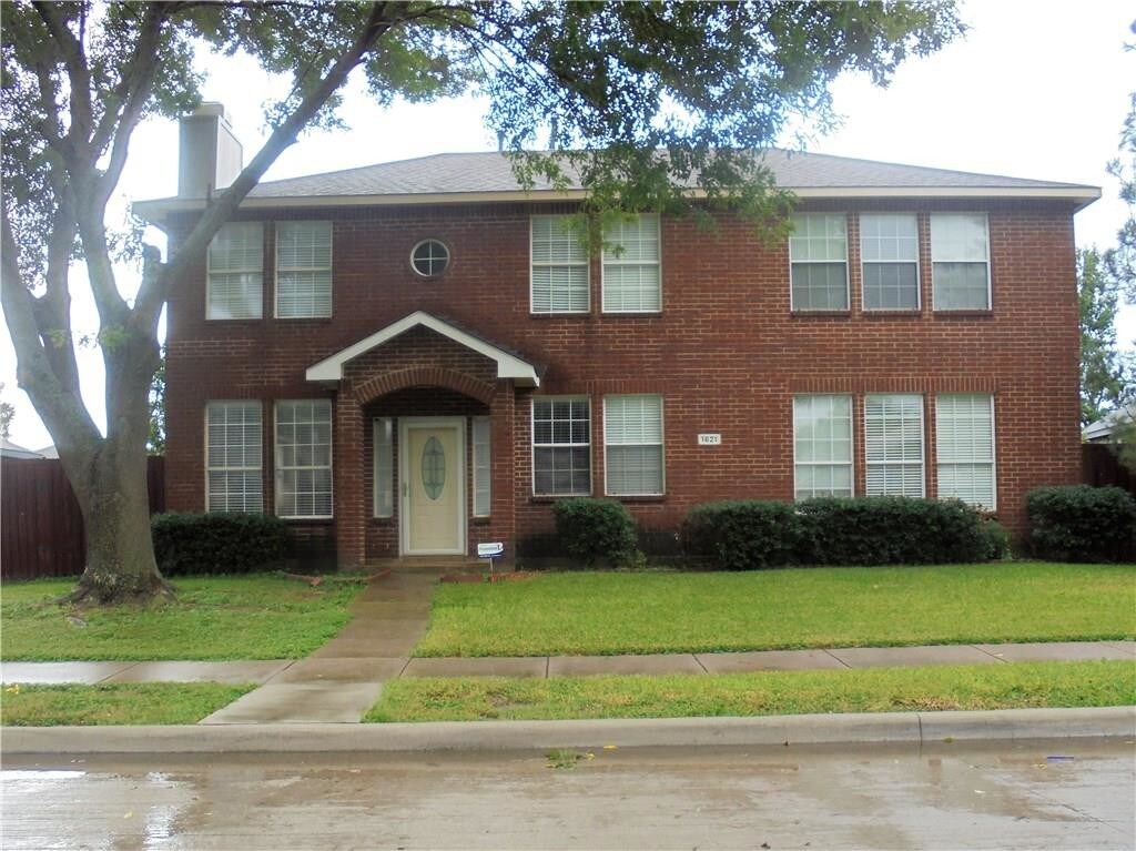 Primary Photo - 1621 Rancho Dr