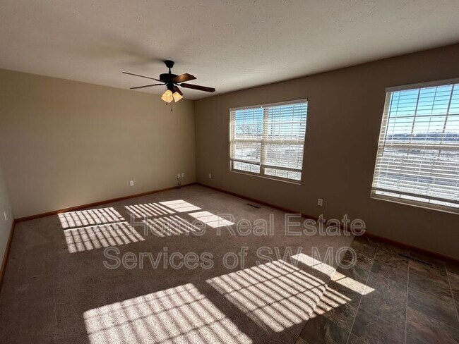 Foto del edificio - 2600 W Garton Rd