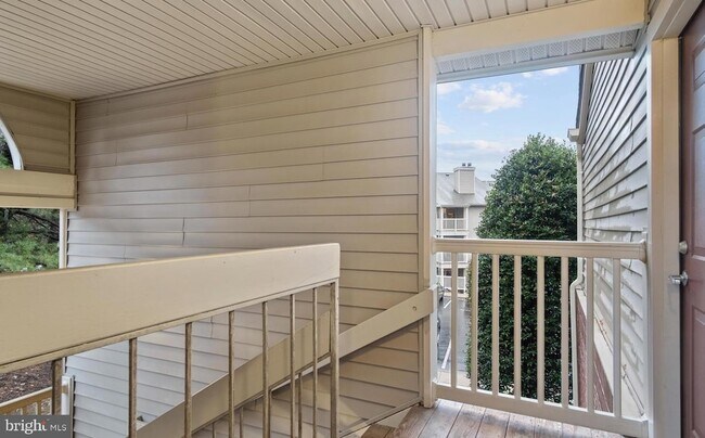 Foto del edificio - 1700 Ascot Way