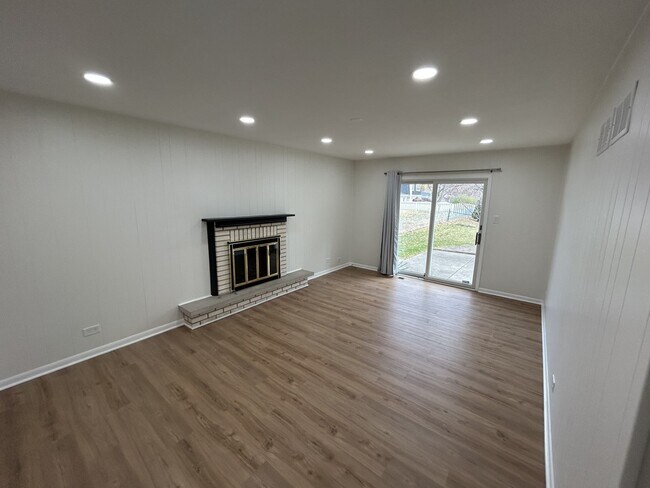 Foto del edificio - 2811 N Harvard Ave