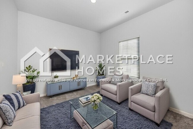 Foto del edificio - 14773 Mountain Strm Dr