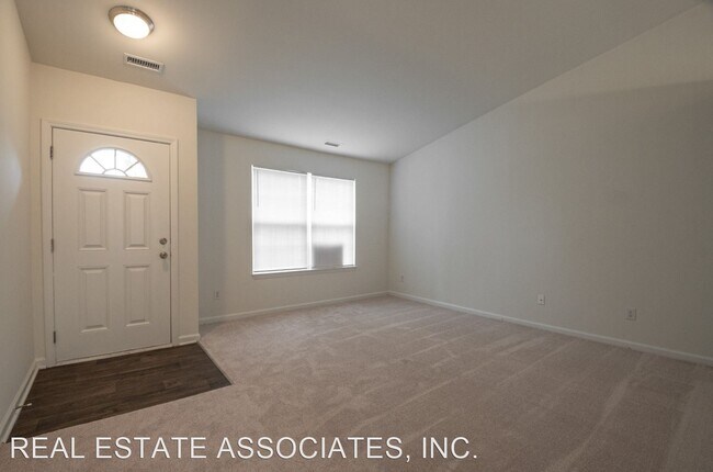 Building Photo - 3 br, 2.5 bath House - 111 Big Leaf Way