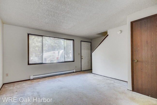 Building Photo - 1130 SW Harrier Cir