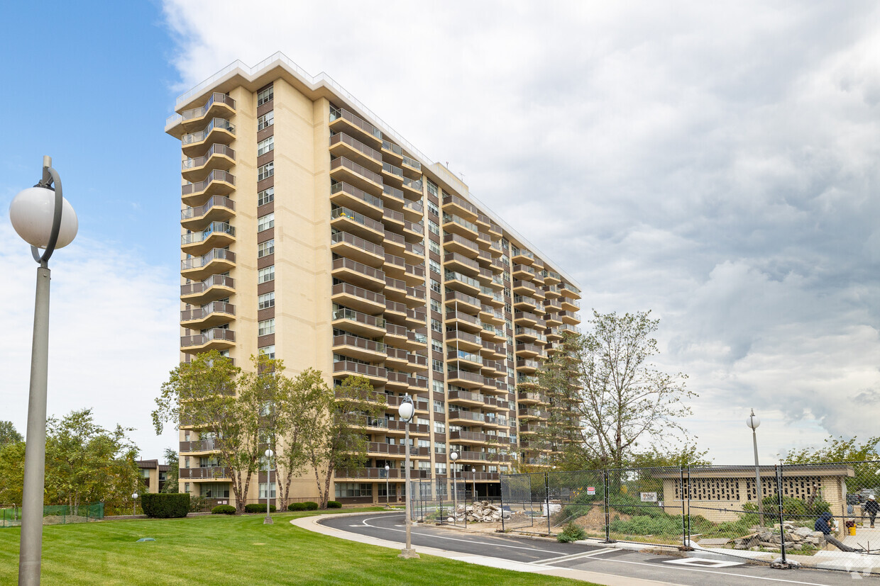 Apartments In Bayside