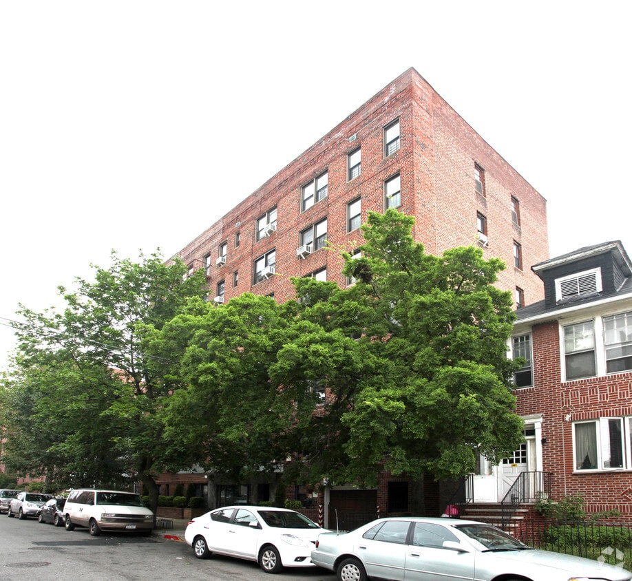 1877 E 12th St, Brooklyn, NY 11229 Apartments in Brooklyn, NY