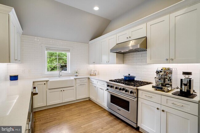 Building Photo - 3614 Tupelo Pl