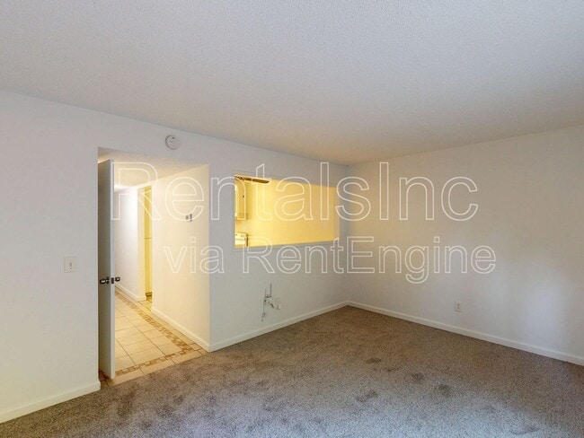 Building Photo - 18219 Happy Ln