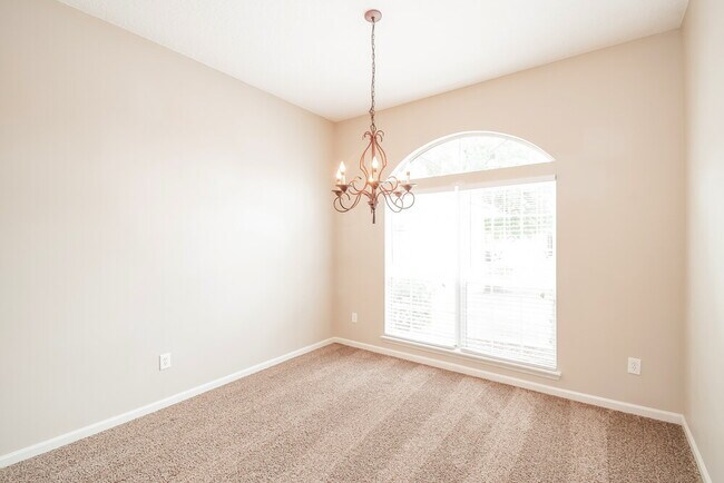 Foto del edificio - 14060 Red Rock Lake Dr