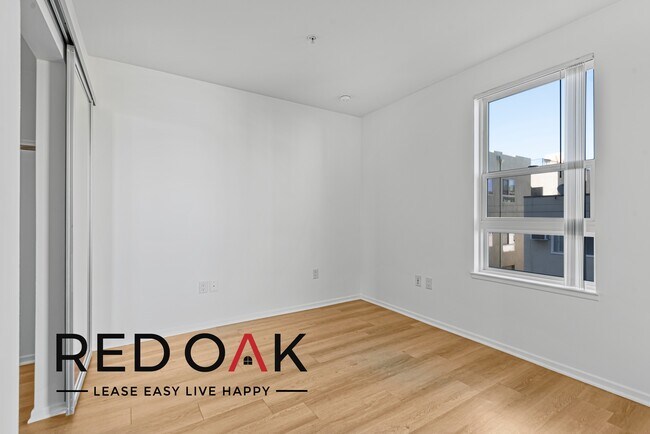Building Photo - ~2 Months FREE~ Gorgeous Studio with a Spa...