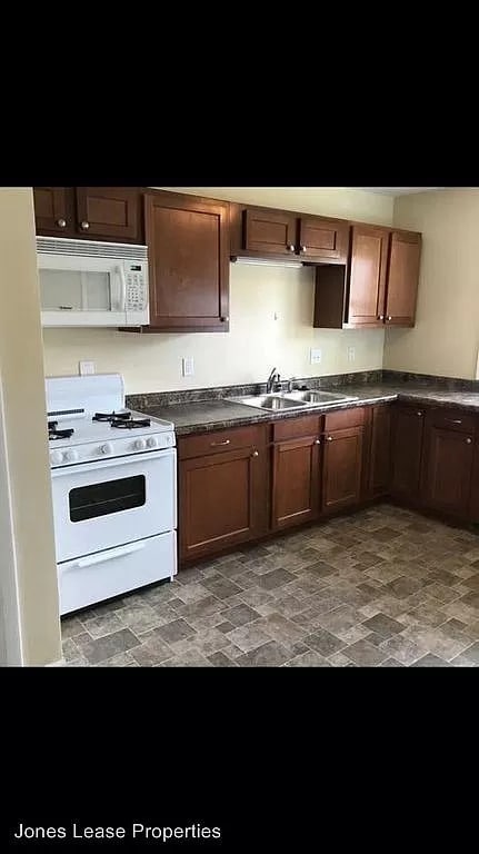 Building Photo - 508 12th St