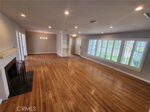 Building Photo - 4025 Terracina Dr