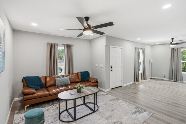 Foto del edificio - 830 Porter St
