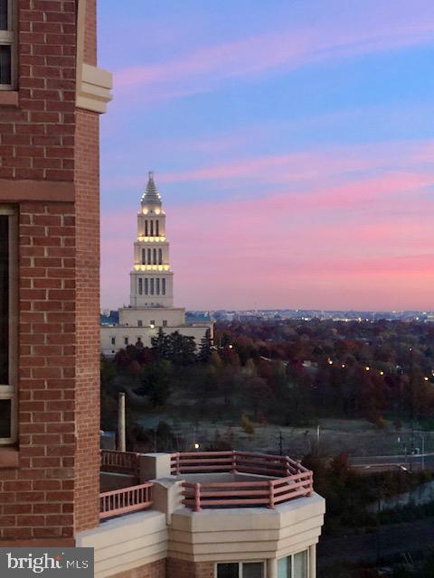 Foto del edificio - 2181 Jamieson Ave