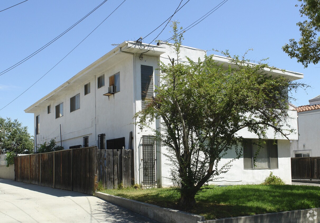Building Photo - 412 S Monterey St