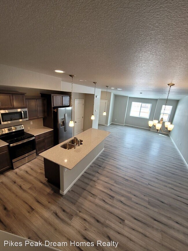 Building Photo - 3 br, 2.5 bath House - 6471 Old Glory Drive