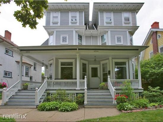 Foto principal - 1824 College Ave