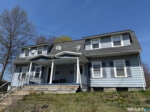 Building Photo - 140 Hynes Ave