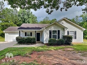Building Photo - 165 Hunters Trce