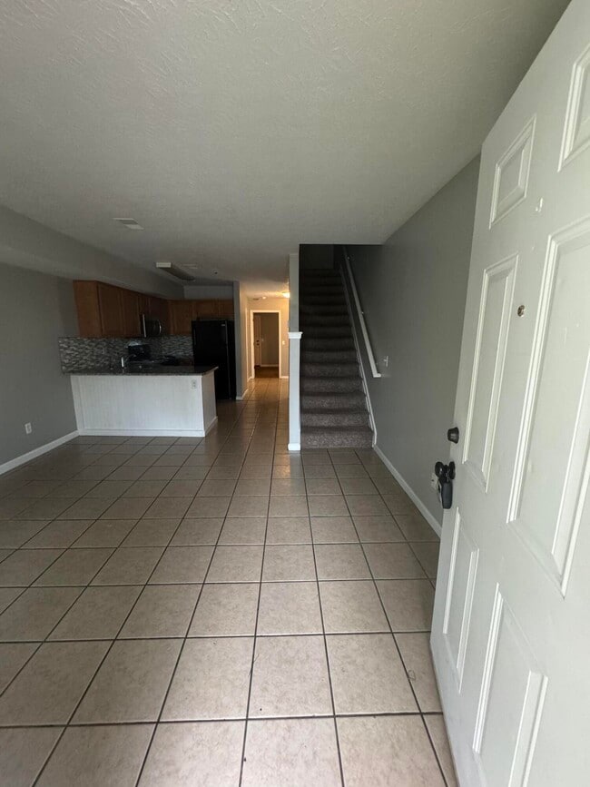 Building Photo - 228 Mousas Way