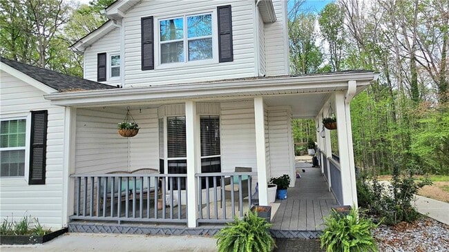 Foto del edificio - 2397 Verner Rd NW