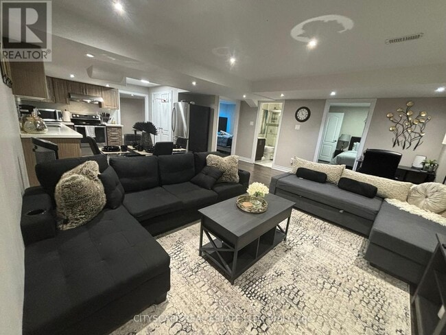 Building Photo - 50 Mountain Ridge Rd