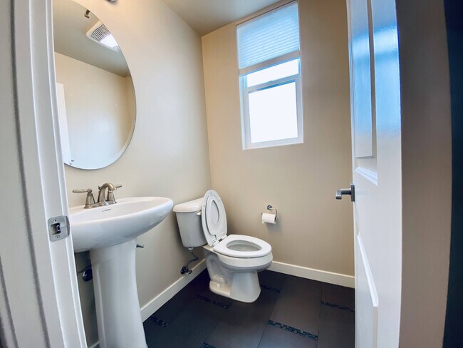 Powder bathroom - 2070 Maple Ave