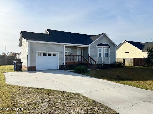 Building Photo - 201 Oak Ridge Ln